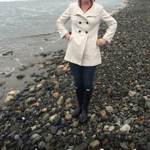 Donating Monday !White Old Navy Pea Coat